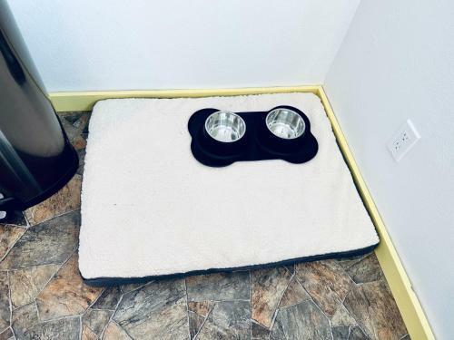 Glacier Lakepet Friendly Walk To Lake Amp Dwtn Full Kitchen