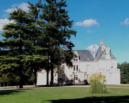 Immaculate 1-bed Apartment In Les Forges