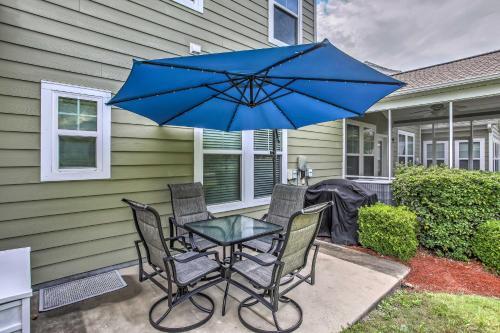 Resort Townhome With Pool Access On Golf Course
