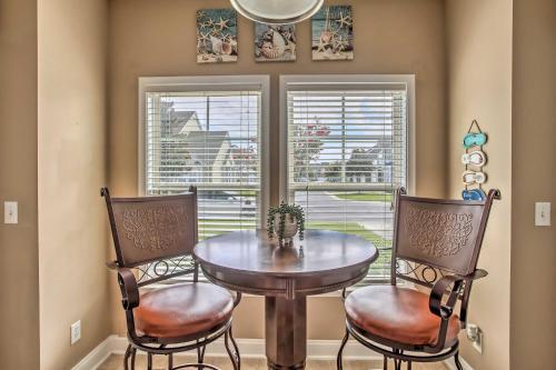 Resort Townhome With Pool Access On Golf Course