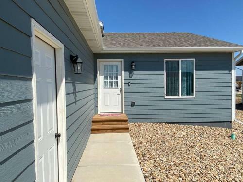 Family Friendly House On A Hill Overlooking Rapid City!
