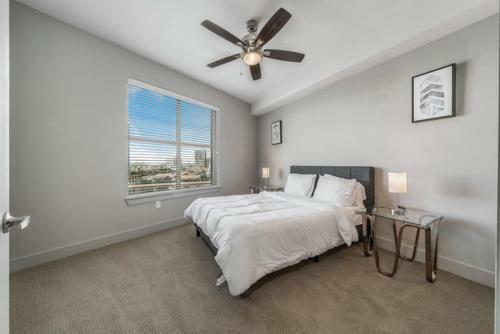 Bright Chic 2 Bedroom Apartment By Stay Gia