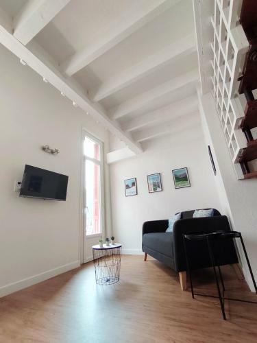 Apartamento Lourdes : Duplex � 500m De La Grotte