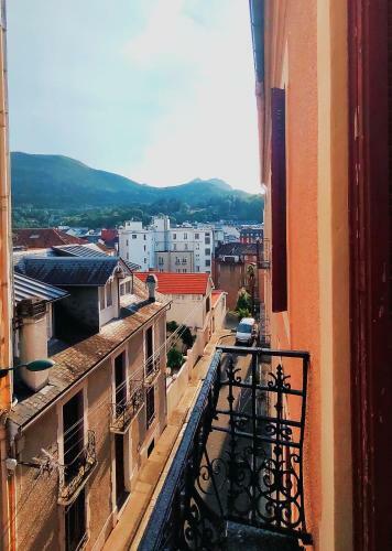Apartamento Lourdes : Duplex � 500m De La Grotte