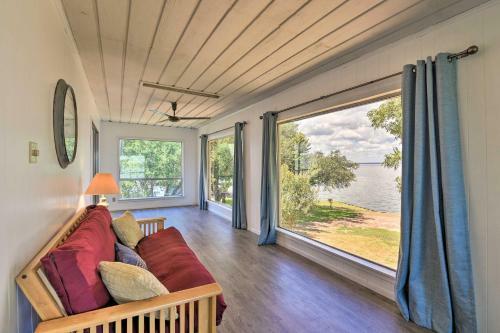 Lakefront Livingston Retreat With Fire Pits!
