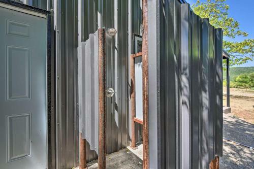Spacious Palo Pinto Home Private Dock And Pool