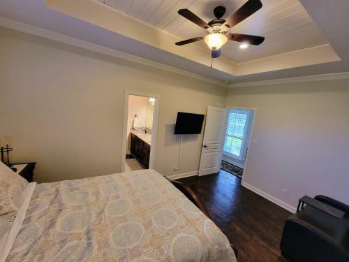 Newly Renovated Private Ranch Get-a-way