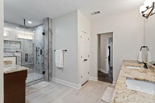 Newly Renovated Private Ranch Get-a-way