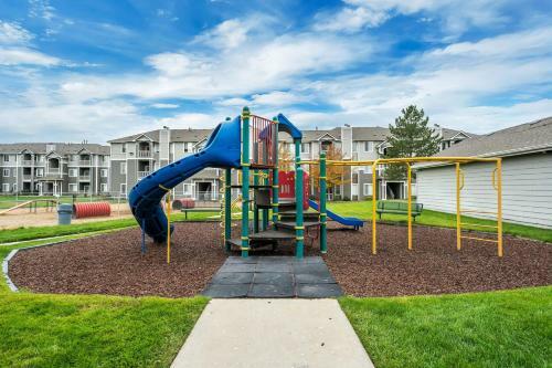 Apartamento Gorgeous Ground Floor Unit W Attached Garage