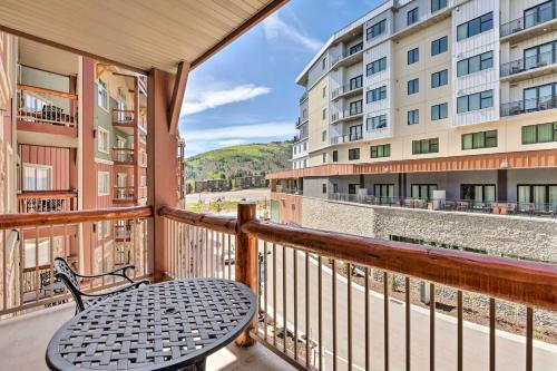 Apartamento Inviting Park City Condo With Resort Amenities!