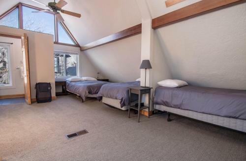 Woodside 2 Bedroom Private Home By Lespri Property Management