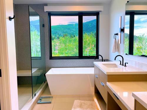 Modern Mountain Retreat