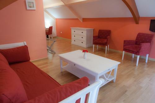 Hotel Chateau De La Sebrandi�re