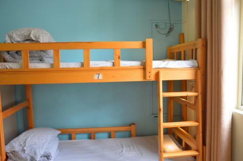Luoyang Longmen Youth Hostel