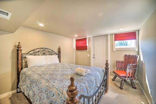 Bellevue Craftsman Home With Deck And Fire Pit!