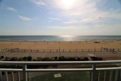 Apartamento Oceanfront Beach & Dolphins