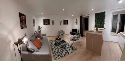 Apartamento T2 Centre Ville Refait A Neuf