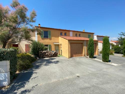 Villa Maison Dans Jolie Copropriet�