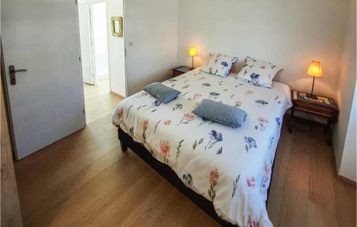 Beautiful Home In Saint-pierre-quiberon With 2 Bedrooms