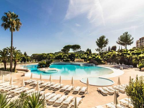 Apartamento Studio Saint-rapha�l, 1 Pi�ce, 4 Personnes - Fr-1-504-647