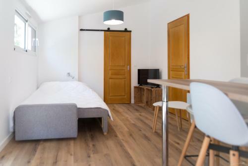 Long�re Pierres/modernit� Proche Mer/la Guitti�re
