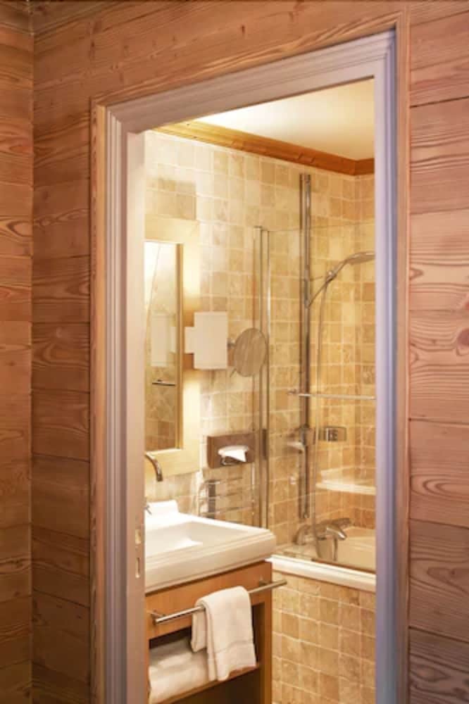 Hotel H�tel Des Trois Vall�es