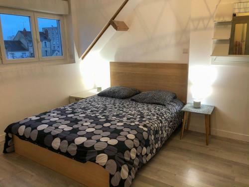 Grande Maisonavec Jardin � Tours