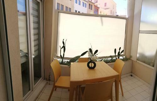 Apartamento Appartement Bord De Mer 2 Pi�ces � Golfe Juan
