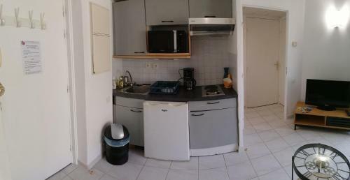 Apartamento Appartement Bord De Mer 2 Pi�ces � Golfe Juan