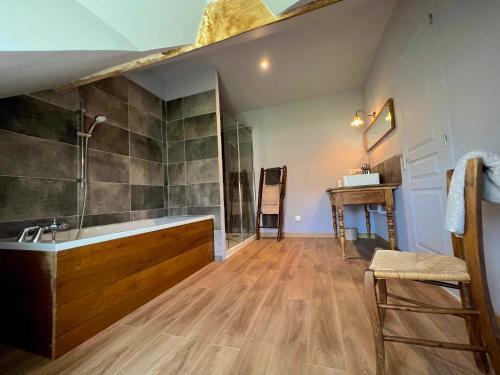 Magnifique Long�re En Sologne Avec Piscine