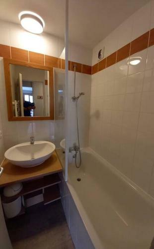 Apartamento Appartement � La Montagne Avec Piscine