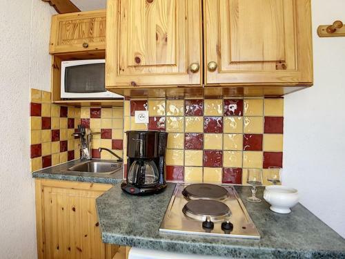 Apartamento Studio Les Menuires, 1 Pi�ce, 2 Personnes - Fr-1-344-993