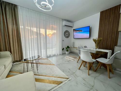 San Pietro Apartament @gjiri Lalzit Beachfront
