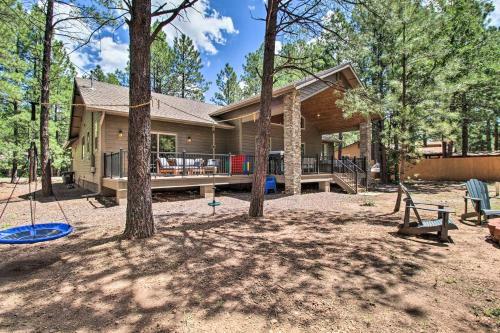 Pinetop Escape With Spacious Yard And Fire Pits!