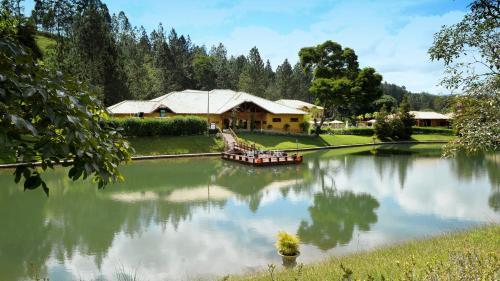 Hotel Village Haras Morena Resort