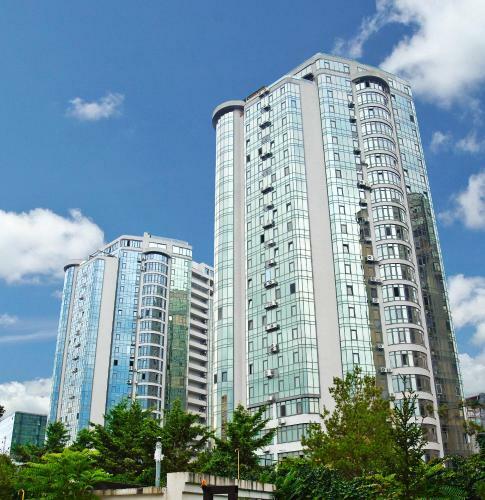 Best Apartment With Terrace