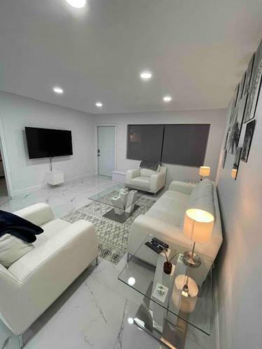 Amazing, One Of A Kind 3/2 Home