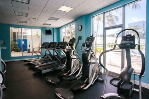 Apartamento Hollywood Beach Front Spacious Two Bedrooms