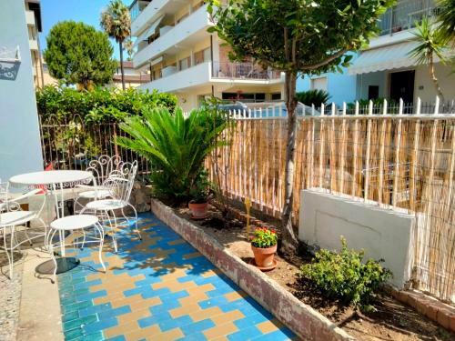 Casetta Indipendente Centrale, Vicinissima Al Mare