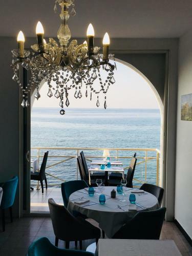 Hotel De La Plage Santa Vittoria