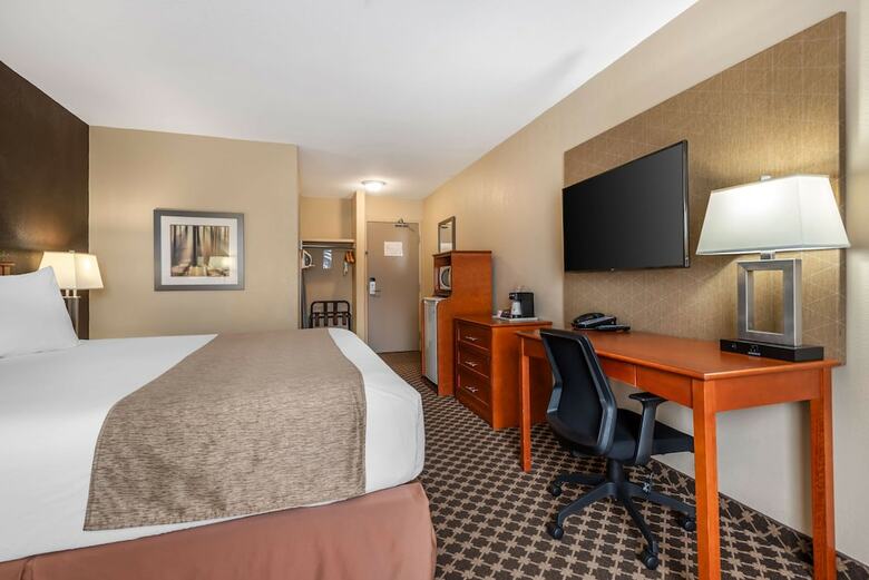 Hotel Best Western Strathmore Inn