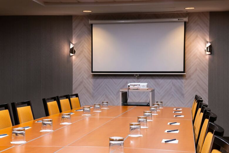 Hotel Springhill Suites By Marriott Pittsburgh North Shore