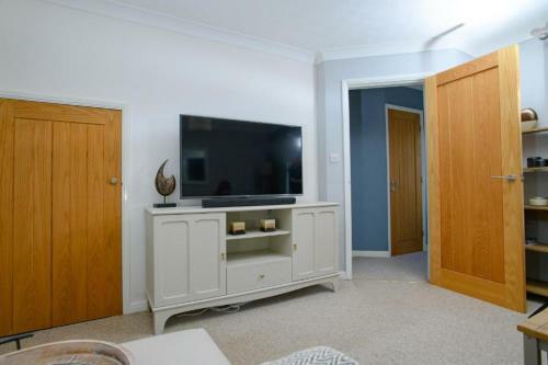 The Beeches - Family Friendly Home