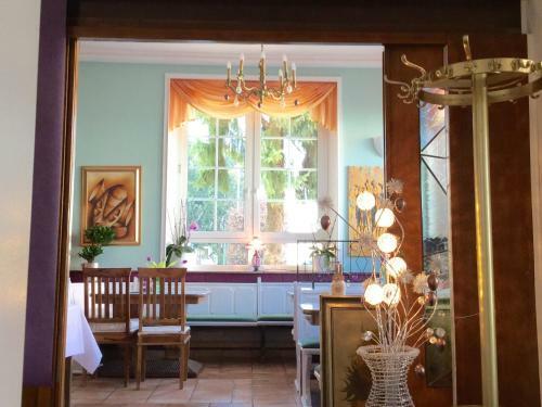 Hostal Hotel H�lscher
