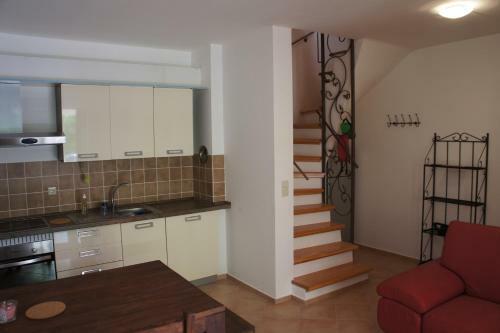 Apartamentos Guki Reihenh�user