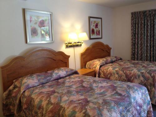 Red Roof Motor Inn
