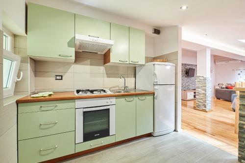 Alto Apartments