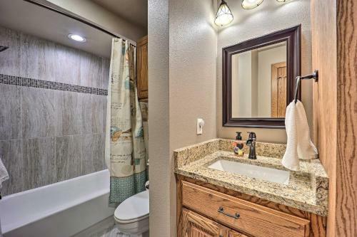 Apartamento Cozy Afton Condo With Golf Course And Lake Views!