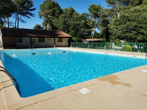 Charmant Chalet 8 Personnes Climatis�