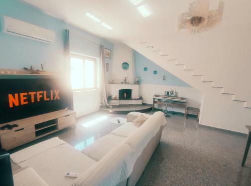 In Villa Con Piscina E Jacuzzi A San Leone